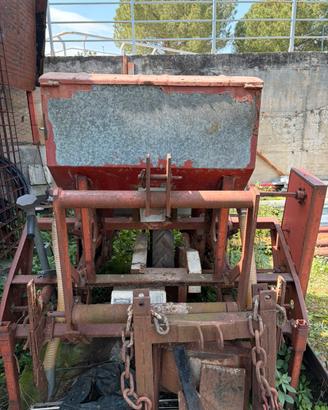 Seminatrice spargiconcime a due vie Gaspardo