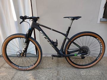 SCOTT SCALE RC 2024