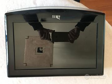 TV  15.6 pollici  12 volt