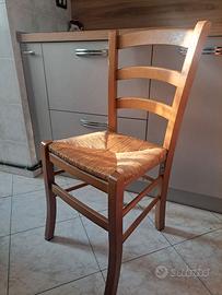 Set 4 sedie in legno e vimini – ben tenute