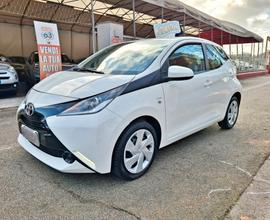 Toyota Aygo 1.0 5P X-PLAY AUTOMATICA UNIPRO' OK NE