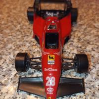 Ferrari F1 126 C4 bergher 1:24 Bburago 