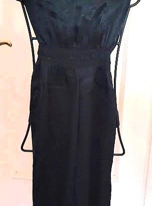 Tuta nera corpino elasticizzato