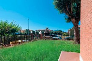 Appartamento giardino privato in zona residenziale