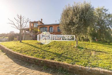 Prestigiosa villa unifamiliare