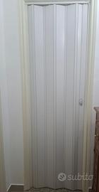 PORTA A SOFFIETTO A FISARMONICA BIANCA IN PVC arre