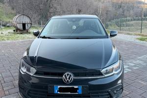 Polo nera neopatentati 2022