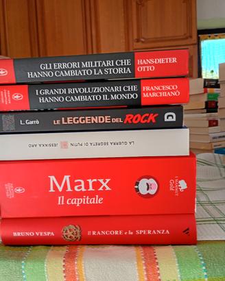 box B con 36 libri di vario genere