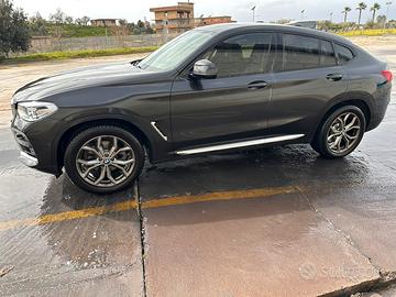 BMW X4 xDrive20d  Xline