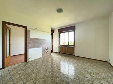 3 LOCALI A CASTELNUOVO DEL GARDA