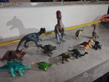 Kit 12 dinosauri misti