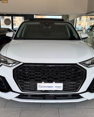 AUDI Q3 SPORTBACK S LINE TETTO IDENTITY BLACK