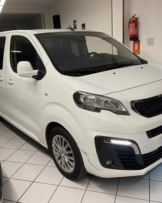Peugeot Traveller BlueHDi 115 S&S Long Active 8 Po