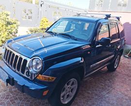 Jeep cherokee Kj limited crd 2.8