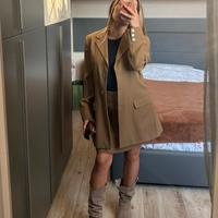 Completo blazer e minigonna