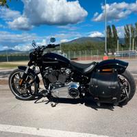 Harley Davidson breakout 114