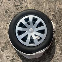 cerchi e gomme invernali NUOVI audi a1