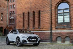 AUDI A1 allstreet 30 TFSI S tronic
