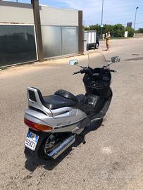 Suzuki Burgman 400