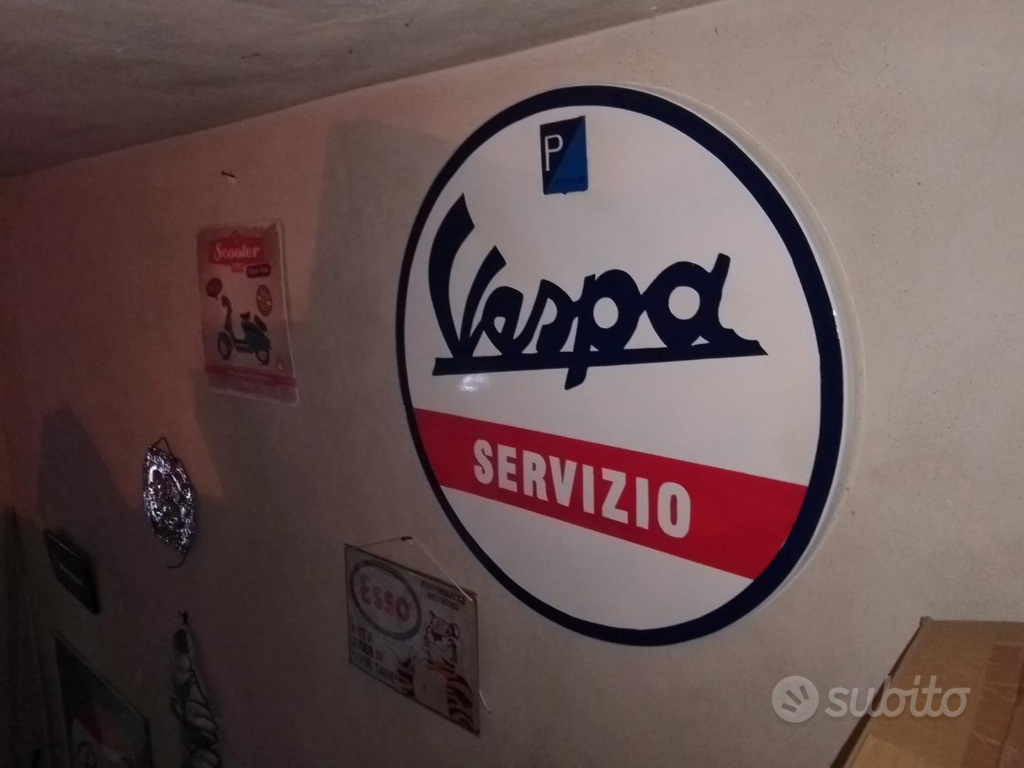 Tabella insegna vespa abarth etc - Collezionismo In vendita a Enna