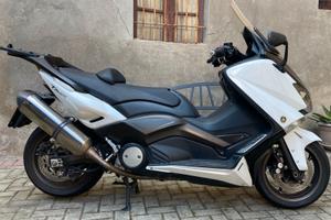 TMax530  38500km  €6300