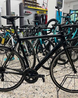 BICI USATA BIANCHI SEMPRE MISURA 57 COLORE NERO