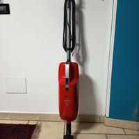 Scopa aspirapolvere Miele