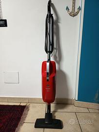 Scopa aspirapolvere Miele