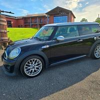 Mini Cooper SD Clubman DA VETRINA