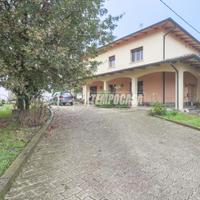 Villa a Conselice Via Predola Massari 6 locali