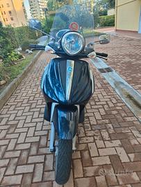 Piaggio Beverly 250 tourer