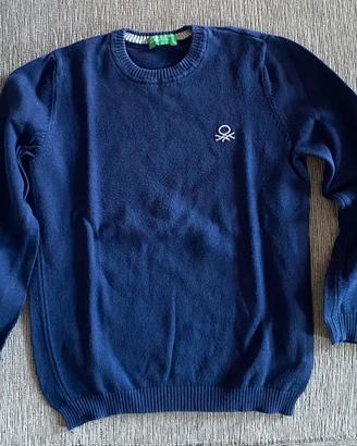 Set di 20 articoli tra maglioni, jeans e maglie