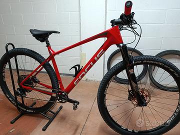 MTB Focus Raven carbonio taglia L 