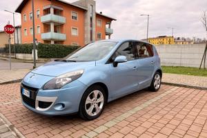 Renault Scenic Scénic X-Mod 1.6 GPL Dynamique