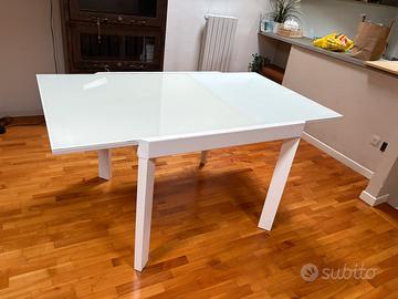 Tavolo quadrato allungabile ferro e vetro