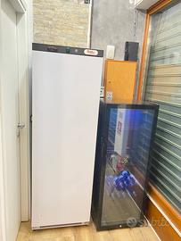 Congelatore Colonna 400L- come nuovo