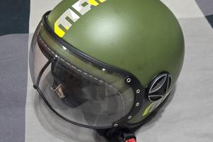 Casco momo design 