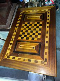 tavoli in legno lavorati a mano