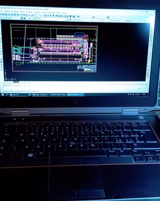 Pc portatile i5 TV office acad YouTube ok