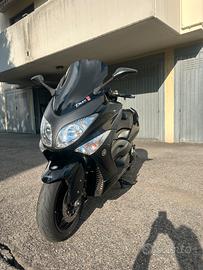 TMAX 500