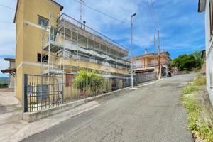3 LOCALI A SONNINO