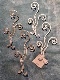 APPENDIABITI FERRO BATTUTO RICCIOLO