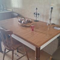 Tavolo da cucina 
