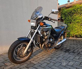 Yamaha FZX 750 - 1987