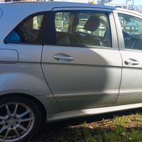 MERCEDES B 200 CDl  sport