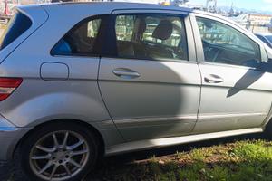 MERCEDES B 200 CDl  sport