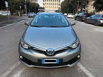 TOYOTA Auris Touring Sports 1.8 Hybrid Business