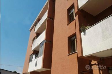 CZ, Sant'Elia, ampio e luminoso appartamento