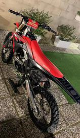 CRF 250