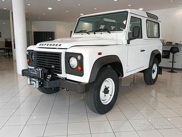 Land Rover Defender 90 2.2 TD4 Station Wagon SE N1